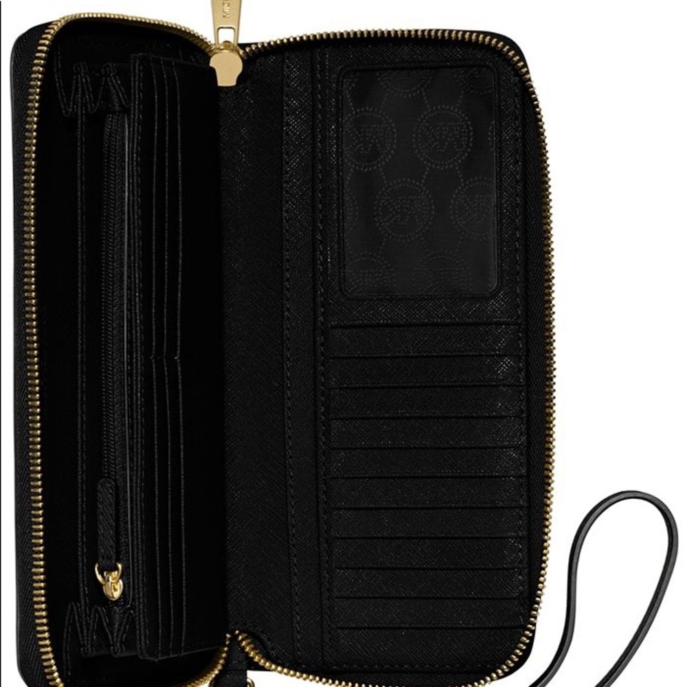 Michael Kors wallet - Picture 9 of 9